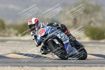 media/Jan-15-2026-Racers Edge (Thu) [[dfebeb70ab]]/2-A Group/Session 5 (Turn 5)/